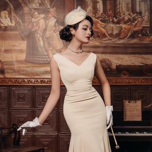 Salome V-neck Bodycon Mermaid Dress - Retro & Vintage Inspired Cocktail Dress