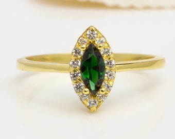 Marquise Cut Emerald Gold Ring • 18k Emerald Engagement Ring • Solid Gold Wedding Ring • Engagement Gift • Ring For Mom • Mothers Day