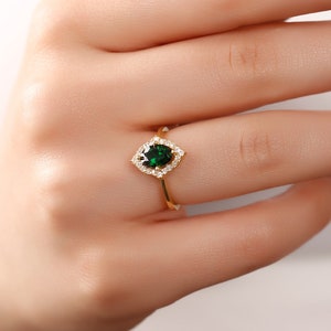 Gold Oval Emerald Ring, 14k Emerald Wedding Ring, Solid Gold Emerald Ring, 18k Emerald Promise Ring, Anniversary Ring, Mothers Day image 3