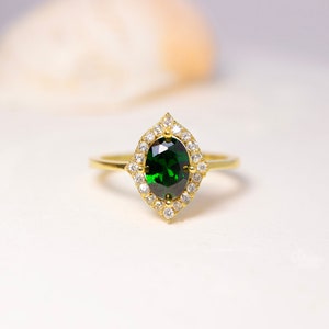 Gold Oval Emerald Ring, 14k Emerald Wedding Ring, Solid Gold Emerald Ring, 18k Emerald Promise Ring, Anniversary Ring, Mothers Day image 1