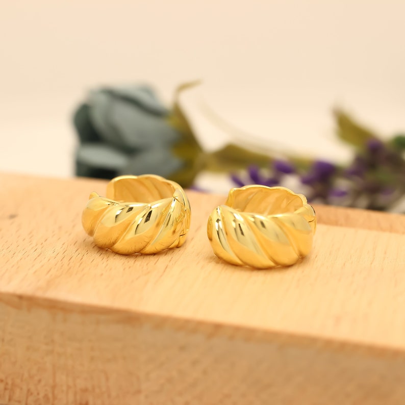 14K Croissant Earrings, 18K Croissant Hoop Earring, Spiral Earrings, Gold Croissant Earrings, Gift For Mom, Mothers Day image 3