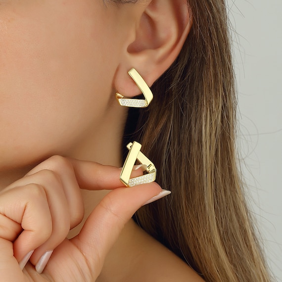 ピアス [BLACKMUSE] Glam gold tone triangle Earrings il_1080xN.2873118814_5mbe.jpg