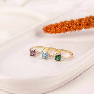 14k Gold Octagon Cut Emerald Ring 18k Emerald Engagement Ring Solid Gold Ring Engagement Gift For Her Ring For Mom Mothers Day imagem 9