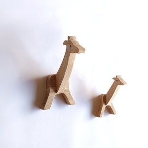 Houten giraffe kapstok, eiken giraffe kapstok voor kinderen