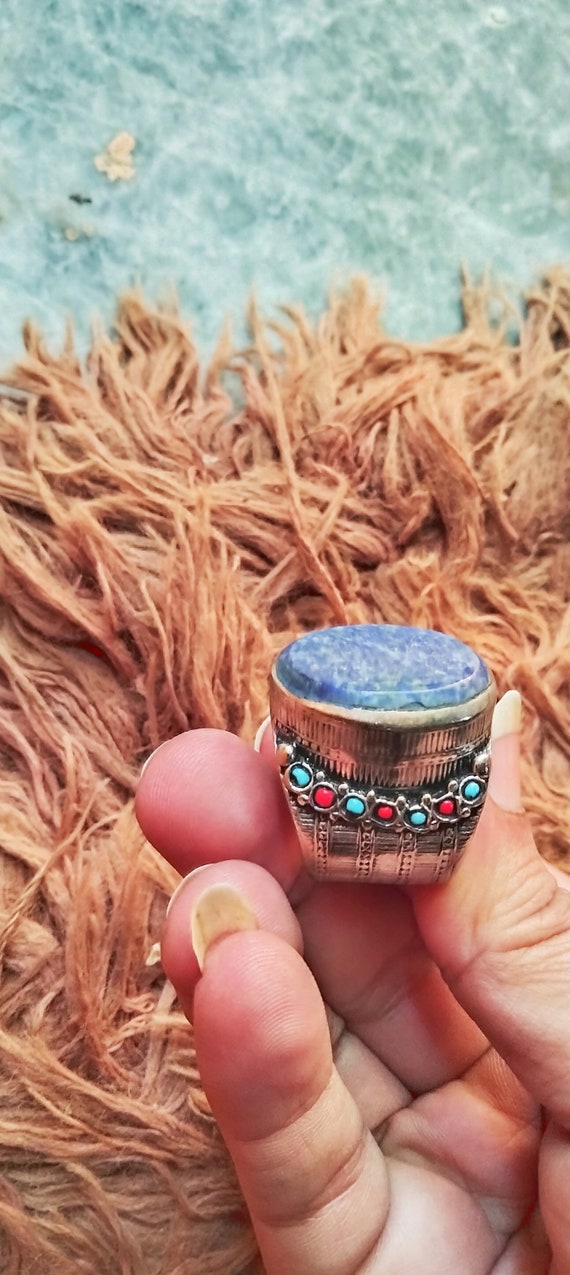 Afghan-Kuchi- Lipas stone vintage Ring for  sale - image 1