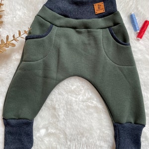 Pumphose Knickerbocker Baby Kinder grün Sweat flauschig handmade Hose Geschenk Mitwachshose Jogginghose Krippe Kindergarten Bild 2