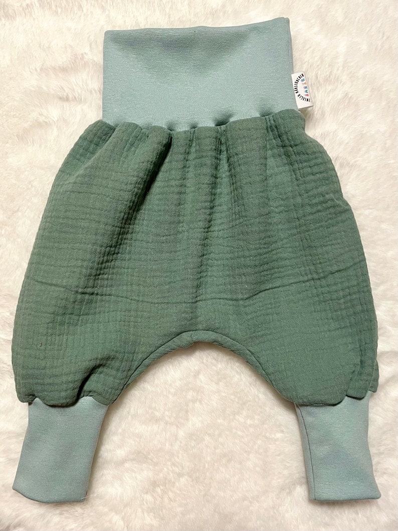 Muslin trousers 44-122 Pump pants wax pants baby children premature baby shorts spring spring summer Girl Boy Organic cotton altgrün