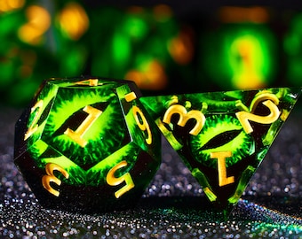 Dragon eye dice set for role playing games , Full beholders eye dice set , Green dungeons and dragons dice set dnd , Eye d&d dice set