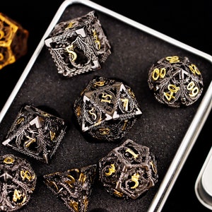 Hollow metal dnd dice set for role playing games , Metal d&d dice set , Dragon sharp edge dice set , Metal dungeons and dragons dice set dnd Bild 1