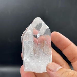 113.80Gram beautiful natural terminated Himalayan Quartz Healing Crystal from shegar valley skardu Pakistan.natural gems mineral crystal