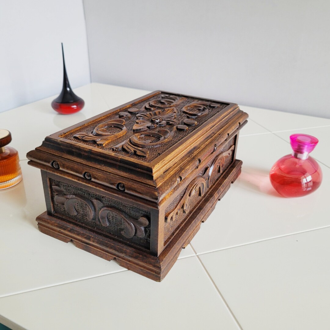 Wooden Jewelry Chest Box, Best Walnut Treasure Chest, Secret Lock Box