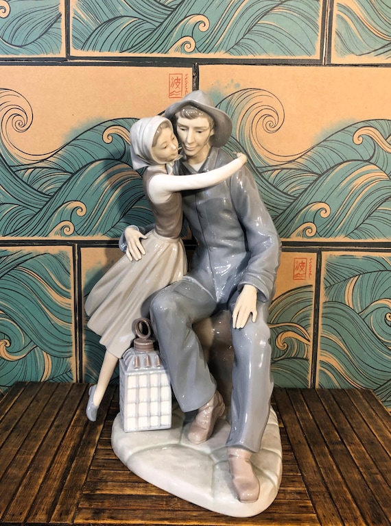 4888 THE KISS LLADRO - Etsy