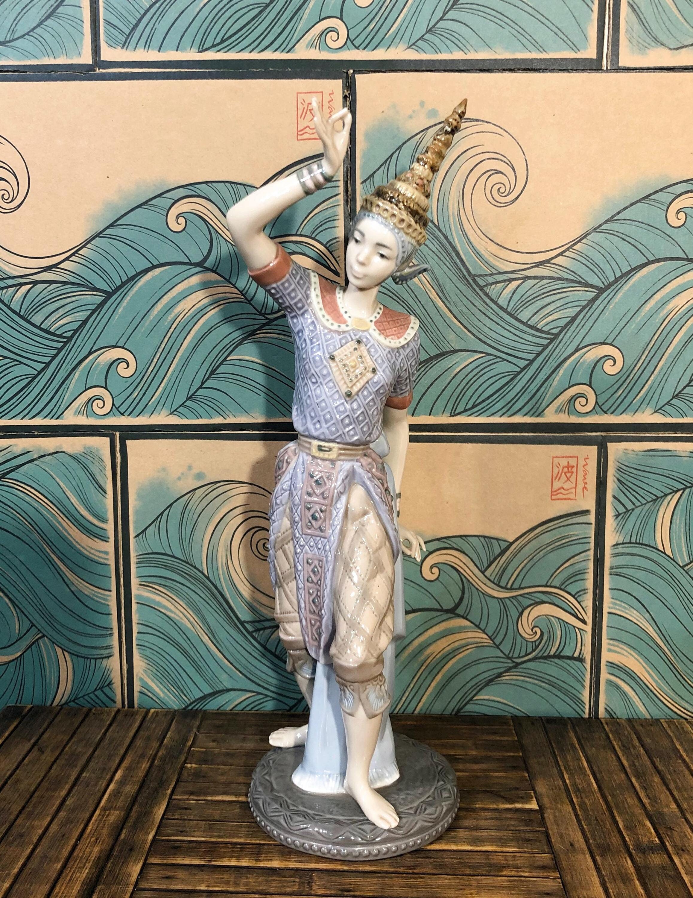 5592 シャムダンサー - 男性リヤドロ - Etsy 日本