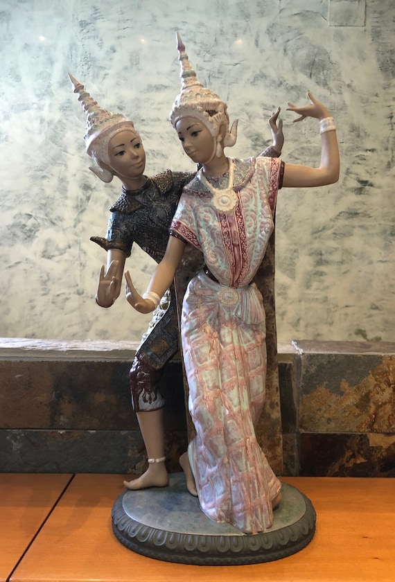 【金太郎】 リヤドロ LLADRO The Blue andピンク RARE 2058 THAILANDIA LLADRO - Etsy