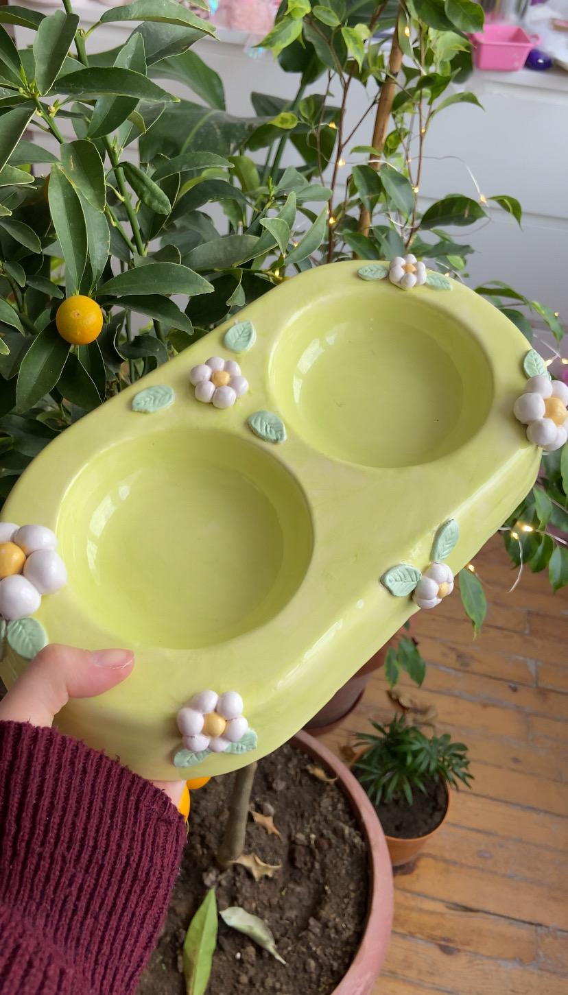 Bright Green Daisy Pet Bowl - Handmade Ceramic Cat Or Dog Dish Floral Food & Water Vibrant Spring Gift | 12 Oz