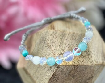 Moonstone quartz bracelet, natural stone bracelet, crystal bracelet, moonstone, quartz, sea shell, cat's eye, gift for her