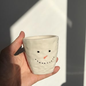 Schneemann handgemachte Keramikbecher, Keramikbecher, handgemachtes Geschenk
