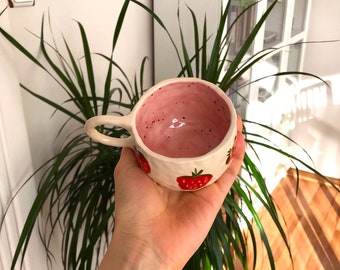 Handgemachte Keramiktasse, Handgemachte Erdbeere Keramiktasse, Keramik Kaffeetasse