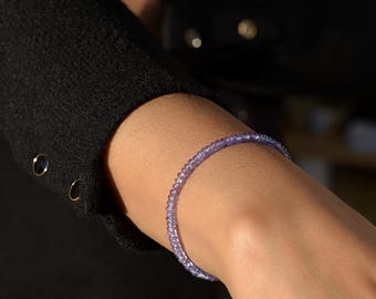 Bracelet in Tanzanite and 14K solid gold | Genuine AAA-quality 3 mm Tanzanite | Jewelry for women with purple-blue gemstone