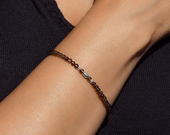 Dainty bracelet in smoky quartz and silver | Beaded bracelet | Natural smoky quartz | Light brown stone | 925 sterling silver | Gift for her