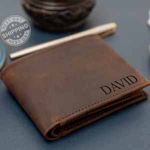 Personalized Leather Mens Wallet, Gift for Anniversary, Graduation, Dad, Boyfriend, Him, Husband, Father, Handwriting Engraved Custom Wallet