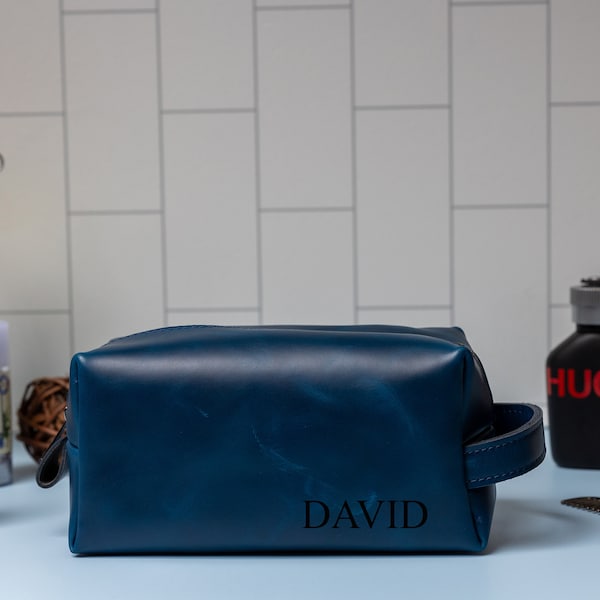 Personalized Leather Dopp Kit,Groomsmen Gift For Him,Third Anniversary Gifts For Men,Leather Toiletry Bag,Birthday Gift For Dad,Wedding Gift