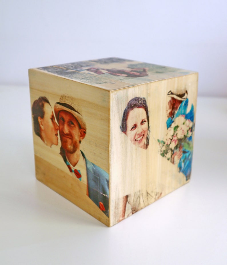 Personalisierter Fotowürfel auf Holz, Fotogeschenk holz, natur chrismast Geschenkidee, Bild auf Holz Bild 1