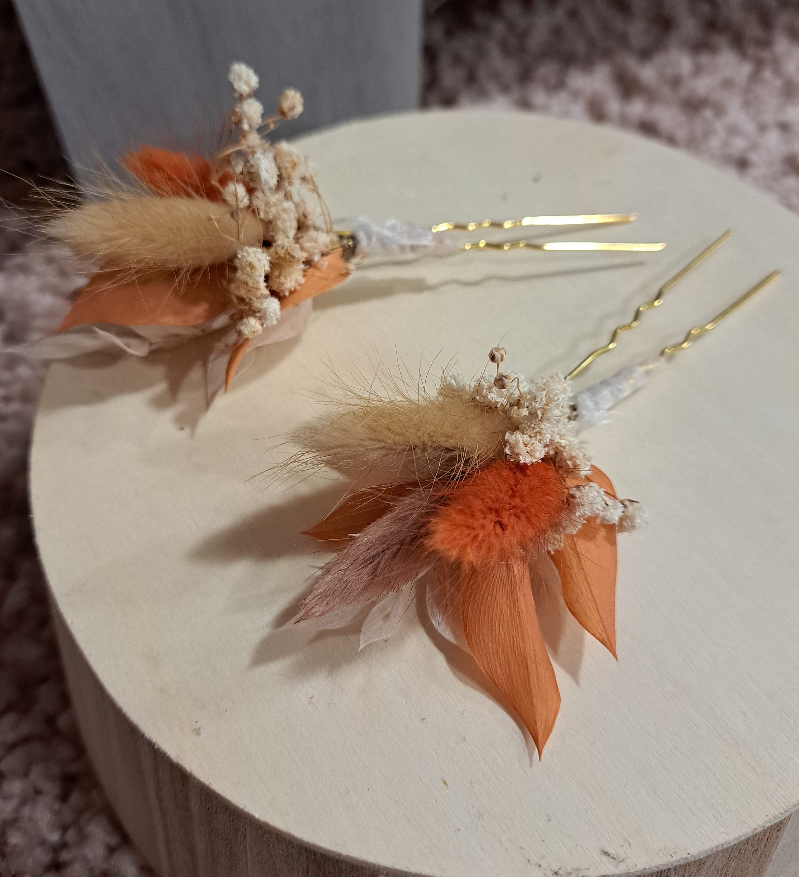 Bijou de cheveux floral en porcelaine froide pour coiffure mariage Delice Bijou de cheveux floral en porcelaine froide pour coiffure mariage Delice