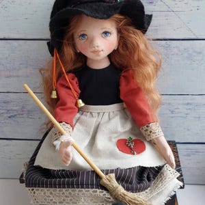 Muñeca de tela de brujita Muñeca de tela hecha a mano Muñeca textil suave Muñeca de arte exclusivo Muñeca de trapo de cara real Muñeca de autor de interior coleccionable
