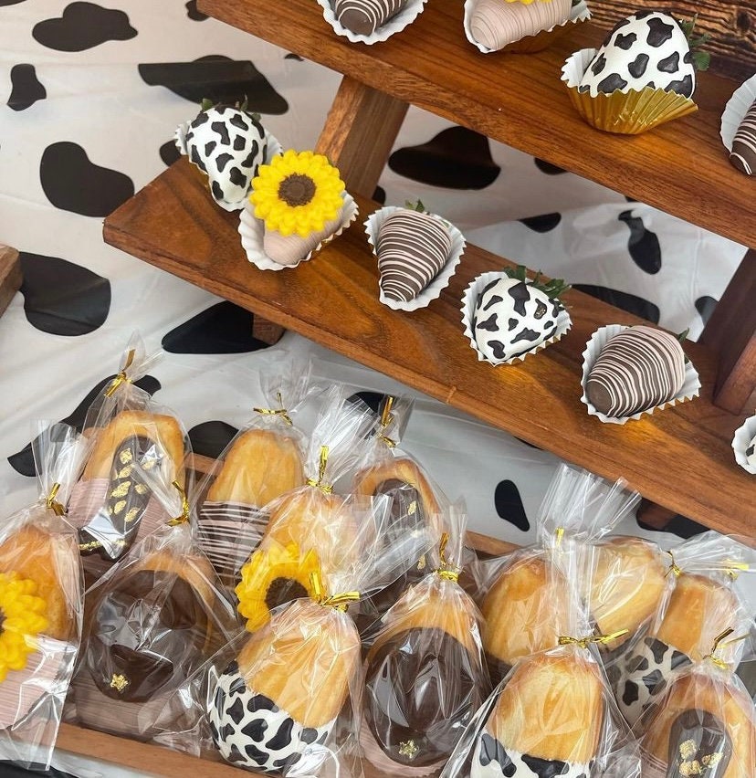 Farm Themed Desserts, Party Favors, Cow Print, Birthday, Dessert Table