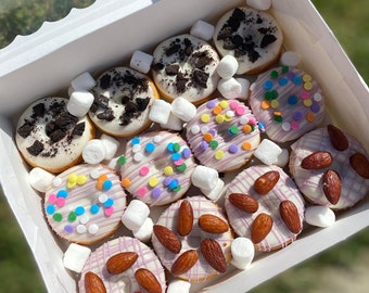 Chocolate Mini Donuts, Bridal Shower, Party favors, Dessert Table, Baby Shower, Birthday Party, Mother’s Day, Mini Doughnuts