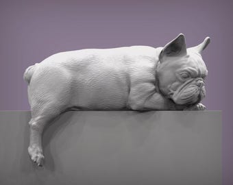 Figurka śpiącego buldoga francuskiego – drukowana w 3D figurka buldoga francuskiego
