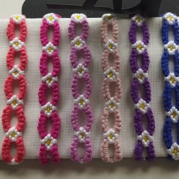 Bracelets Daisy chain