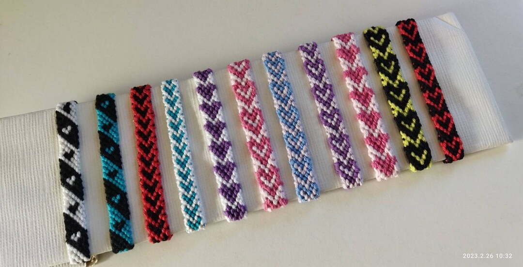 Bracelet Brésilien Neuf Avec étiquettes - Accessoire Coloré Et Léger
