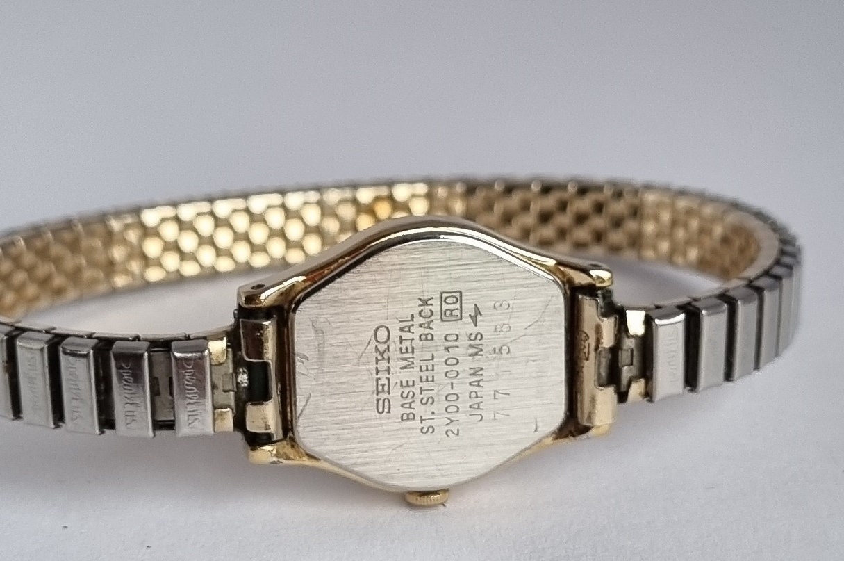 Vintage SEIKO 2Y00-0010 Ladies Gold Tone Quartz Watch - Etsy