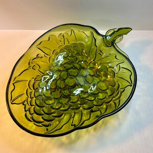 Vintage Large Green Grape Cluster Bowl 1970s Indiana Glass