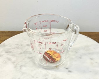 Vintage Anchor Hocking Fire-King 2 Cup Glass Measuring Cup; Retro Kitchenalia; Gift for Hostess; Grannycore Bakeware; New Old Stock Cookware