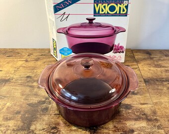 Vintage Corning "Visions Cranberry" 5 Quart Non Stick Dutch Oven w/ Lid; Retro Kitchenalia; Gift for Hosts; Colorful Nonstick Glass Cookware