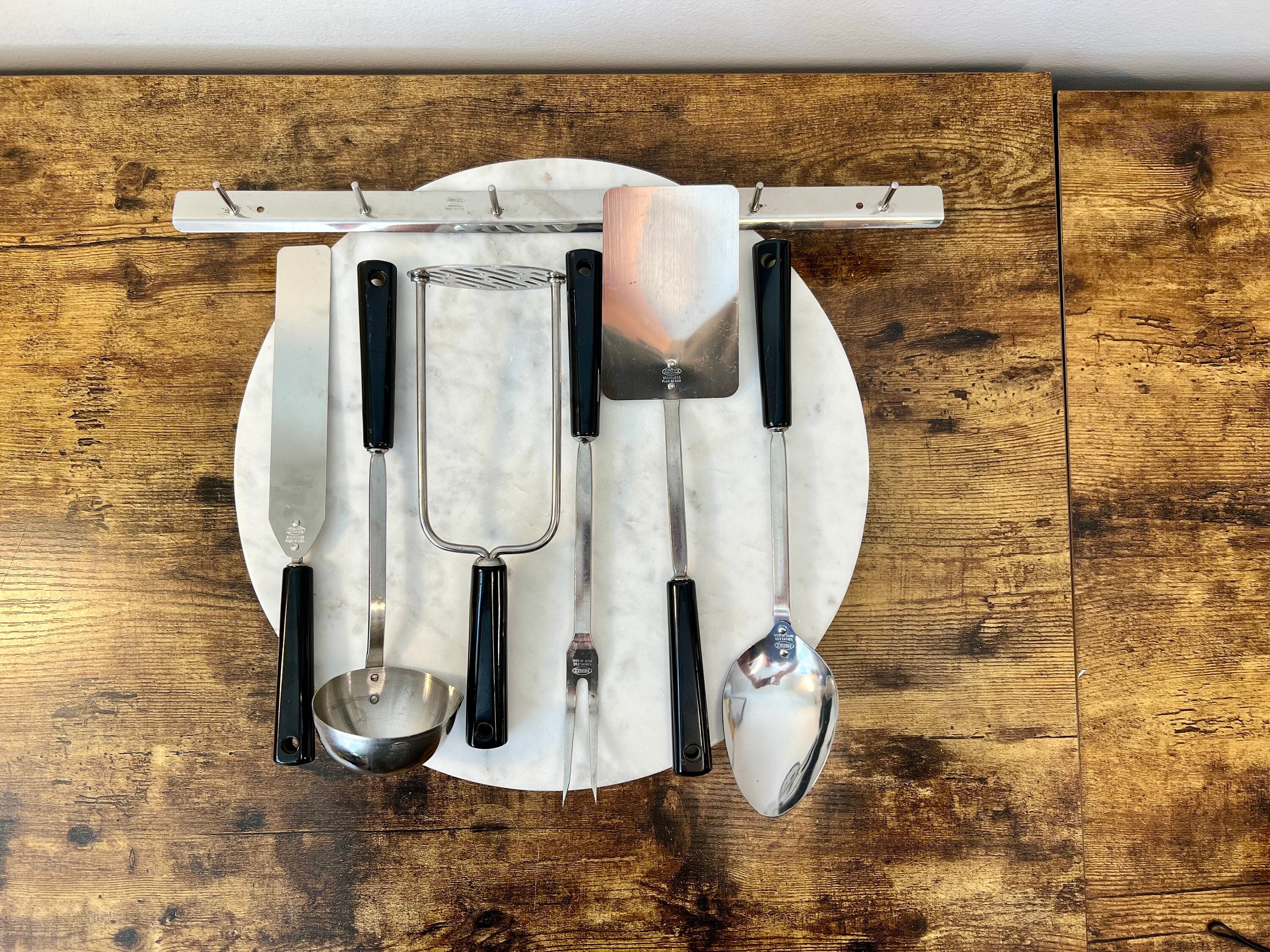 Hanging bar for kitchen utensils sale