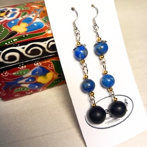Boho-oorbellen cadeau voor haar – lapisdruppel, onyx boho-sieraden, lange natuurlijke edelsteenoorbellen, handgemaakt, nikkelvrij, hanger van 8 cm