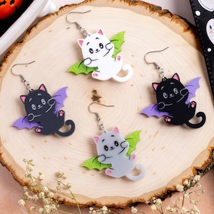 Bat Cat | Spooky Bat Kitty | Cat Lover Earring