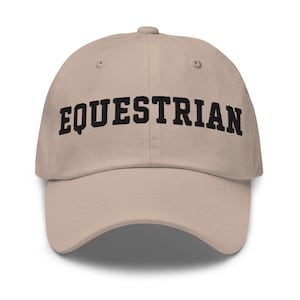 Gorra de papá bordada con letras del equipo universitario Gorra de béisbol para exhibición de caballos Equitación inglesa Establos de granero Regalos para espectáculos equinos