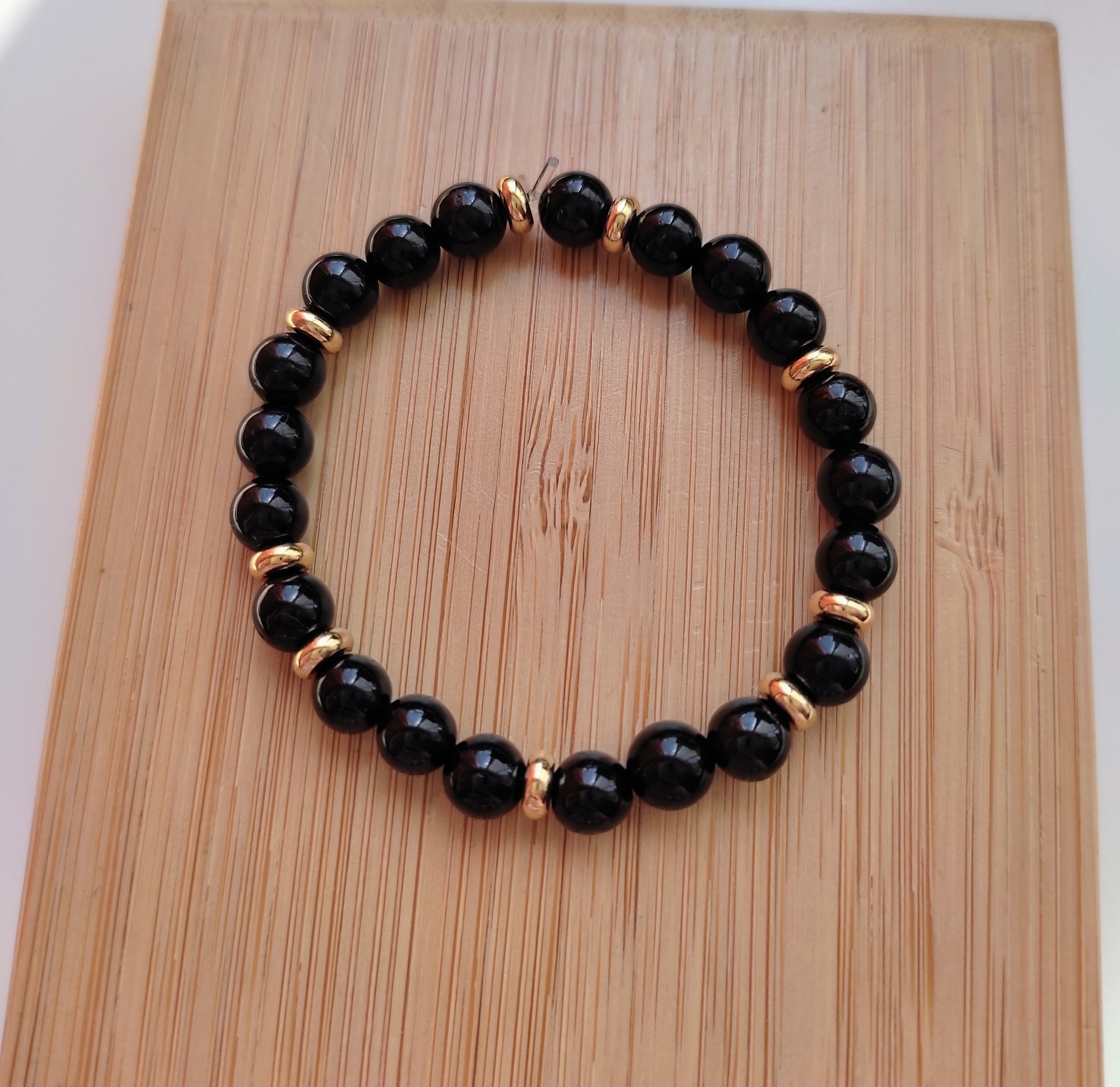 Pin by 👑mar u.j👑 on ❤❤Love ishqbaaz❤❤ | Hand chain bracelet, Hand bracelet,  Jewelry patterns