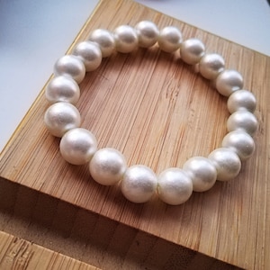 PEARLS bracelet