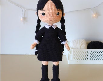 Gothic Doll Crochet Pattern, Halloween Doll Crochet Pattern, Amigurumi Doll Pattern in English