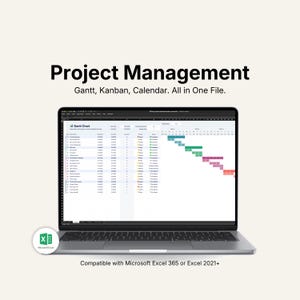 Könnte beinhalten: Ein Laptop zeigt eine Projektmanagement-Tabelle mit Gantt-, Kanban- und Kalenderansichten. Der Bildschirm zeigt Aufgabenlisten, Daten und Statusindikatoren. Text: Project Management, Gantt, Kanban, Calendar. All in One File. Kompatibel mit Microsoft Excel 365 oder Excel 2021+.