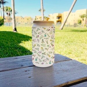 Pressed Flowers Coffee Glass Cup Iced Coffee 16 oz with lid and straw
