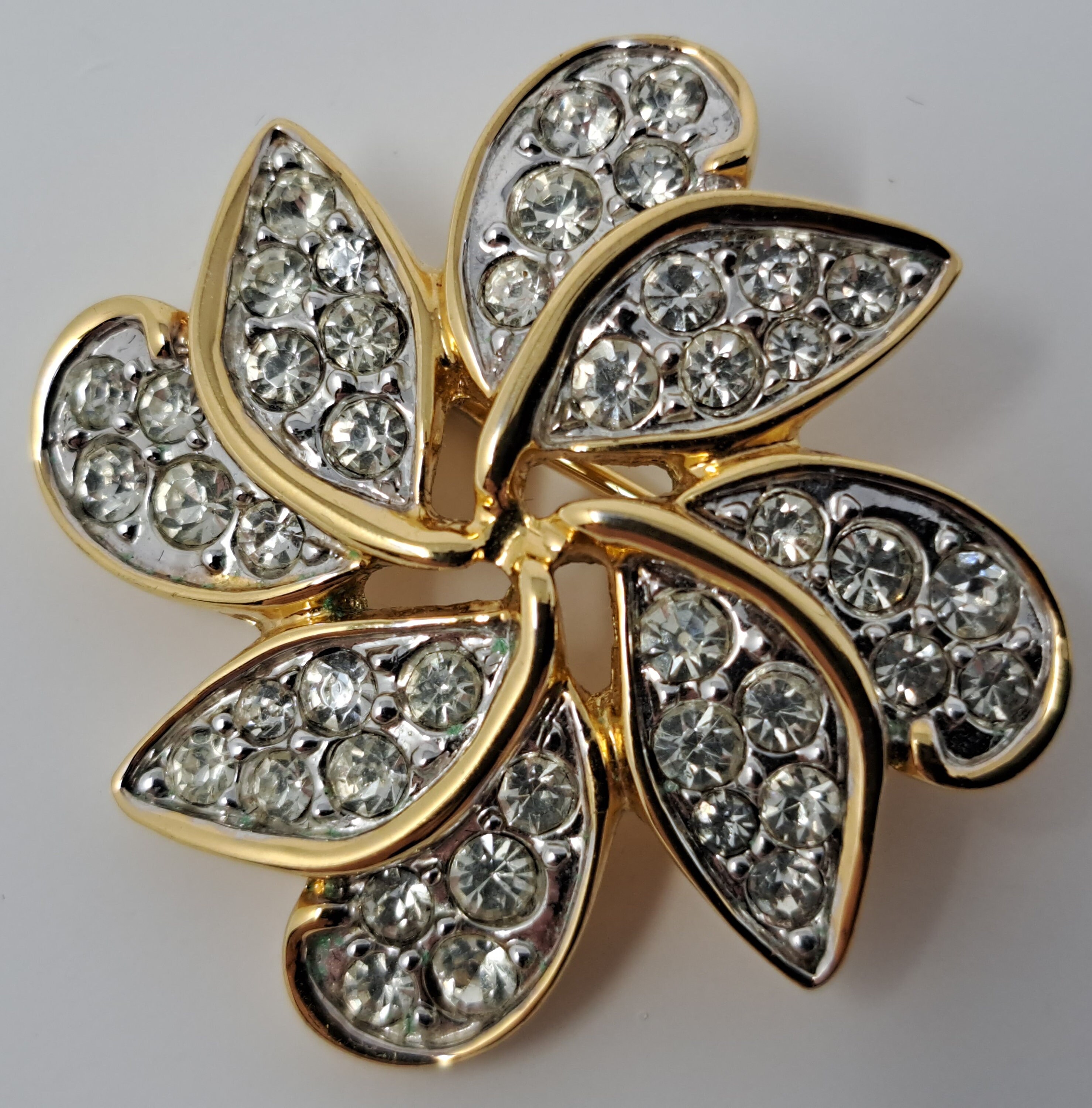 D orlan brooch - Etsy 日本
