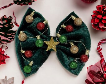 Christmas Tree Hair Bow Head Wrap, tree with ornaments bow, sparkle gold, silver, and green velvet Christmas  bow, baby girl holiday outfit