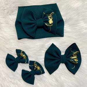 St. Patrick’s Day Baby bow, St. Patrick’s Headwrap, Baby Bow, Lucky baby bow, Lucky bow, St. Patrick’s Day Piggies, Clover Bow,  Baby Bow